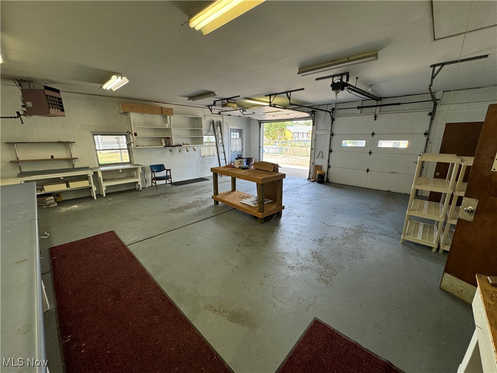 982 Country Club Drive, Zanesville, Ohio image 14