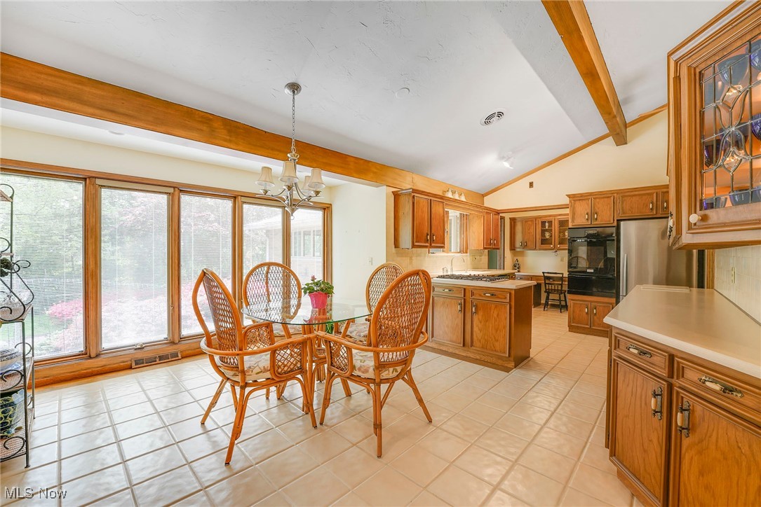 34900 Lakeview Drive, Solon, Ohio image 19