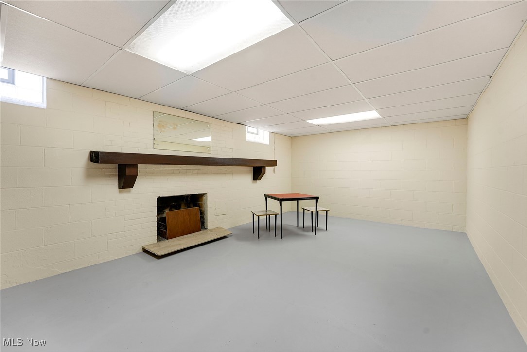 34900 Lakeview Drive, Solon, Ohio image 38