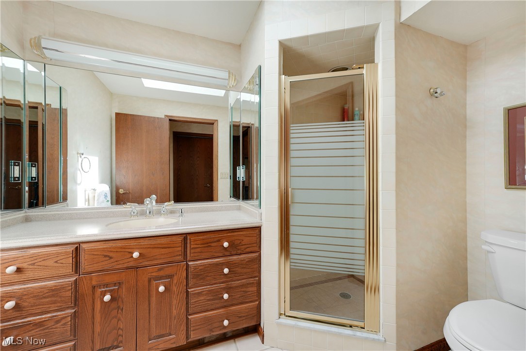 34900 Lakeview Drive, Solon, Ohio image 30