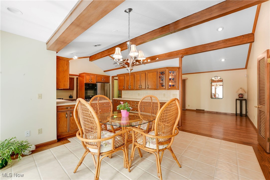 34900 Lakeview Drive, Solon, Ohio image 20