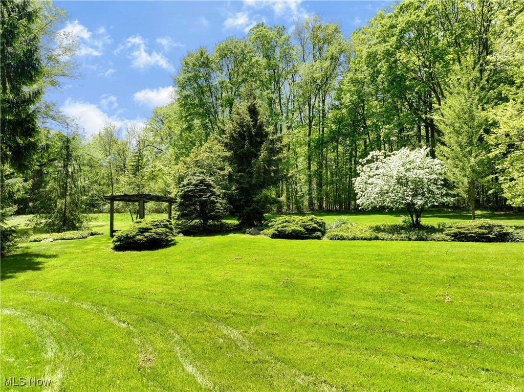 34900 Lakeview Drive, Solon, Ohio image 41