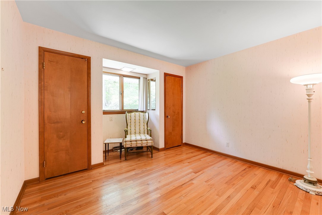 34900 Lakeview Drive, Solon, Ohio image 29