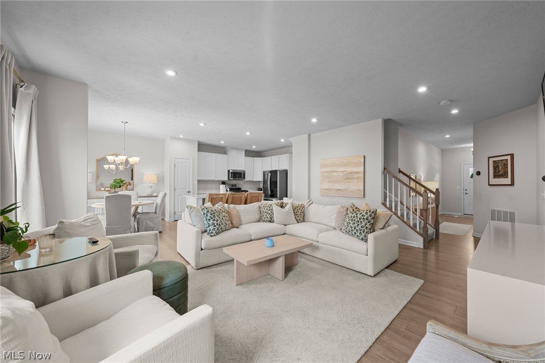 1633 Cypress Court