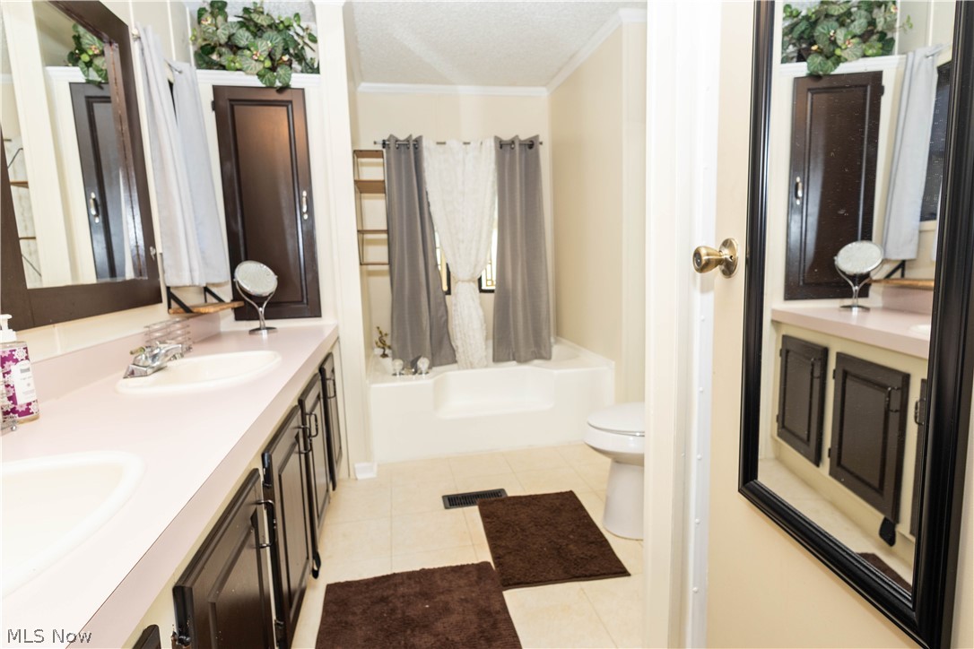 Troy Oaks Homes - Residential