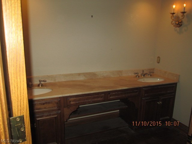 Glenmoor Estates - Residential