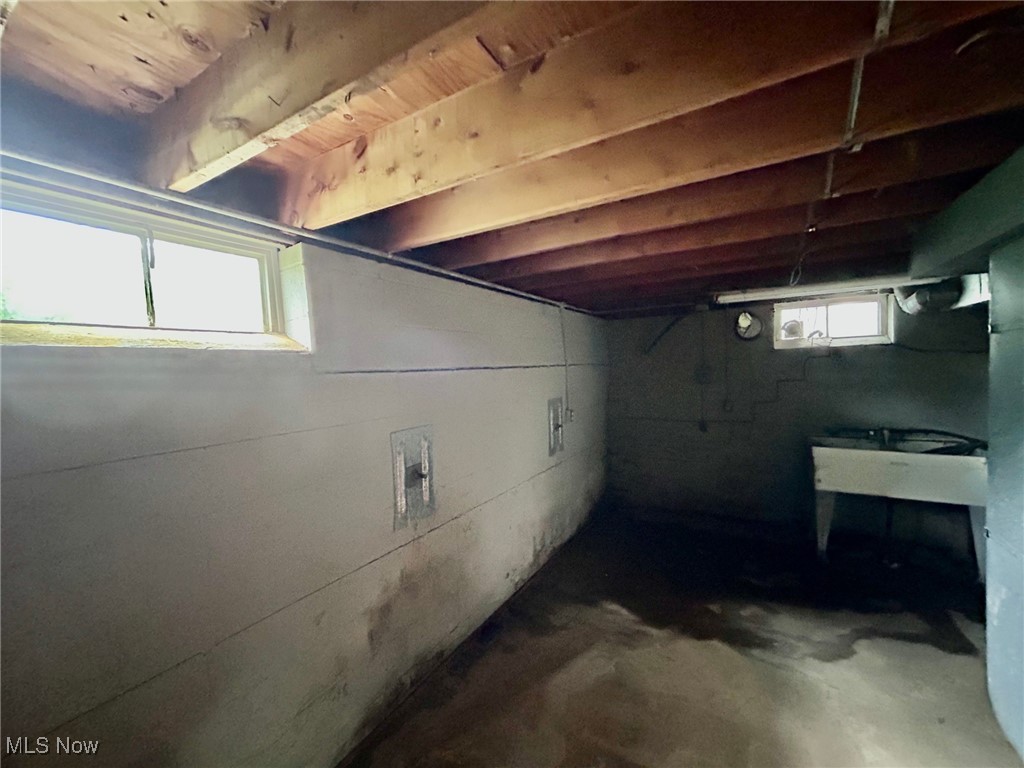 706 Archer Road, Bedford, Ohio image 12