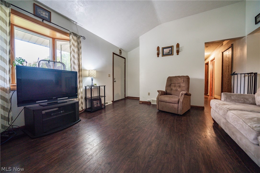 Falls Ph I - Residential