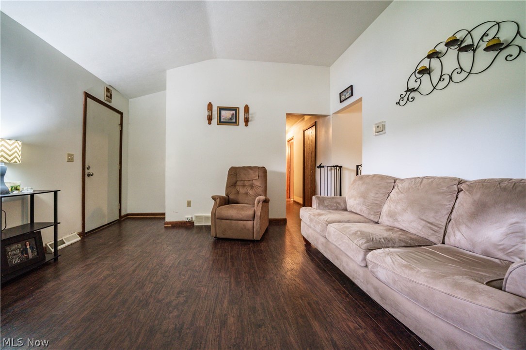 Falls Ph I - Residential