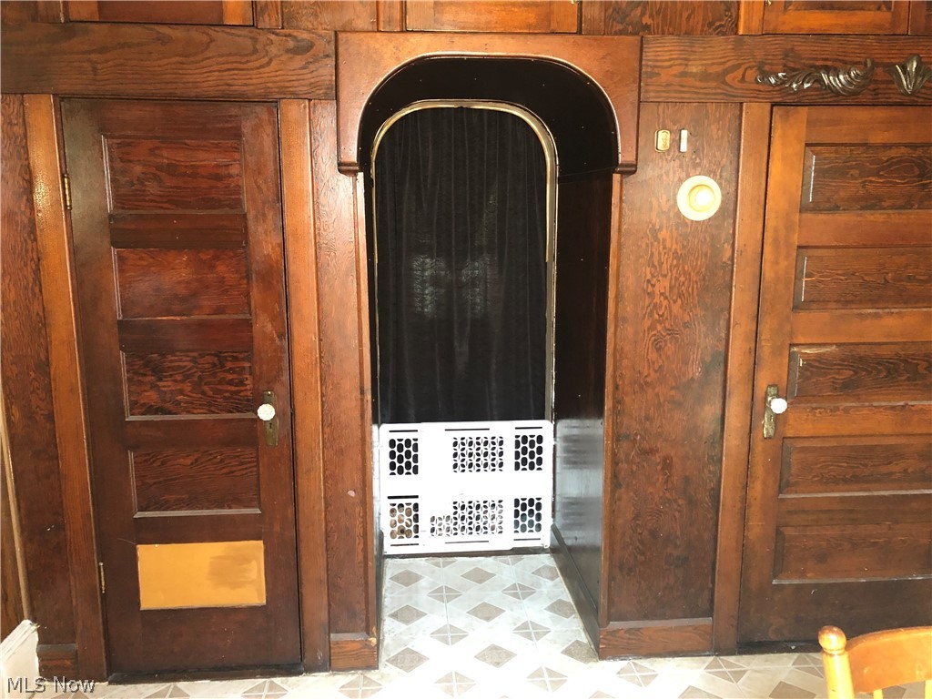 J H Hardys - Residential