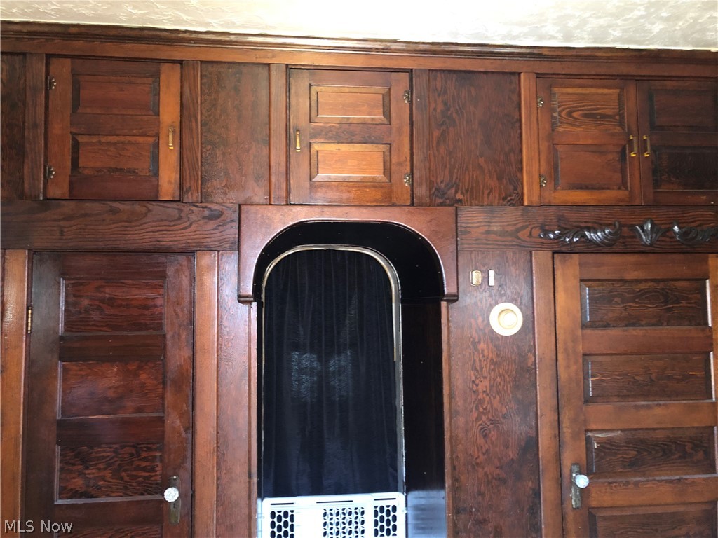 J H Hardys - Residential