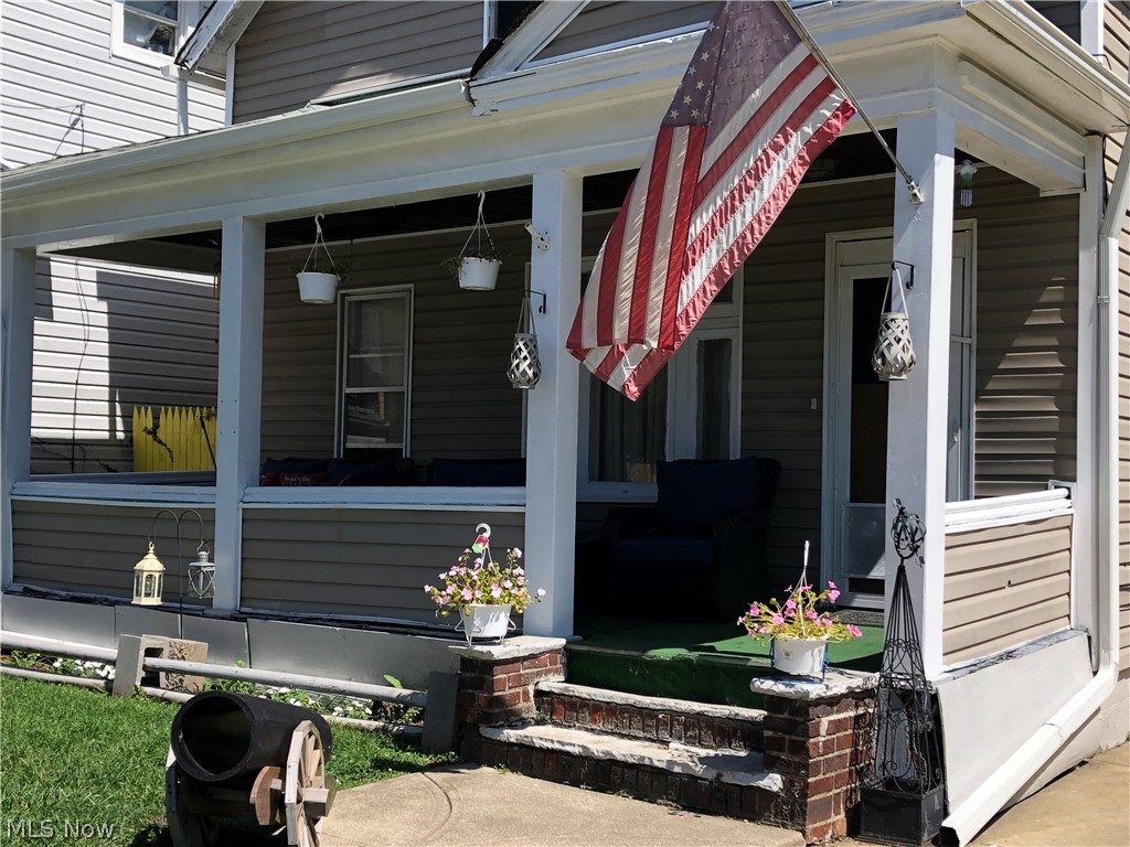 J H Hardys - Residential