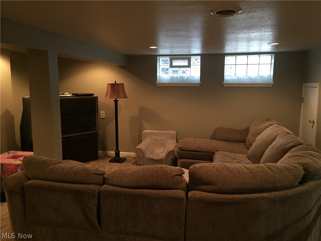 Royal Lorain - Residential