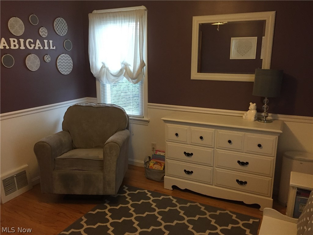 Royal Lorain - Residential