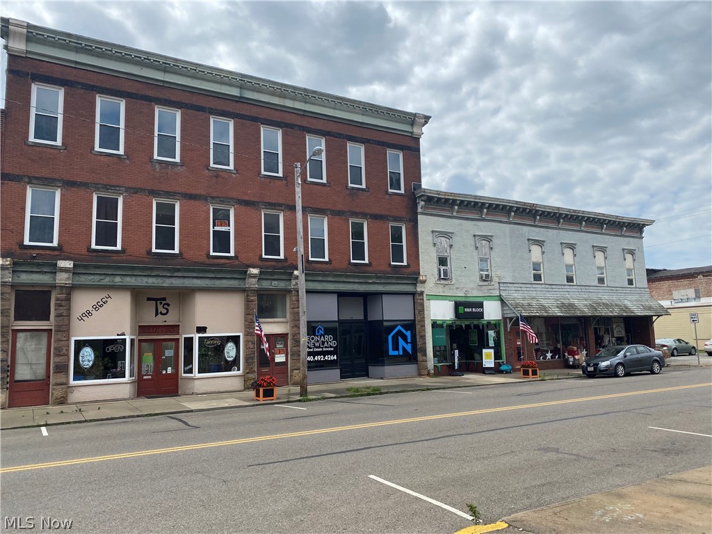 Village/Newcornerstown - Commercial Sale