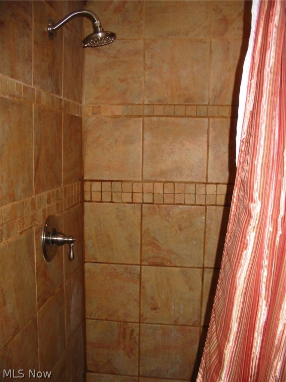 Russo Lakhani Woods 01 - Residential