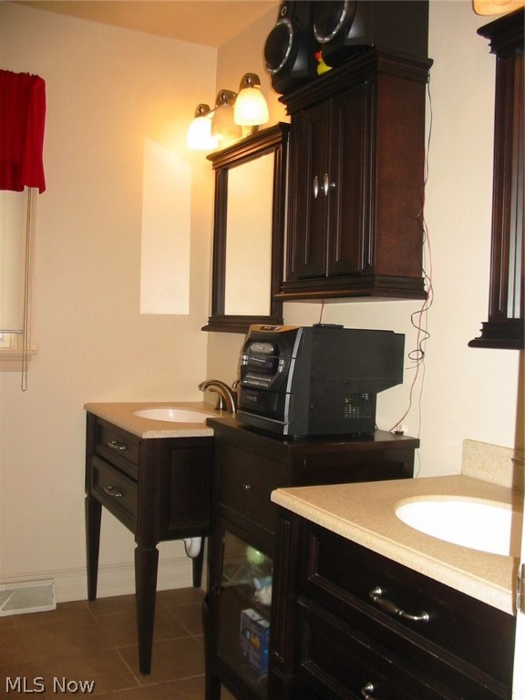 Russo Lakhani Woods 01 - Residential