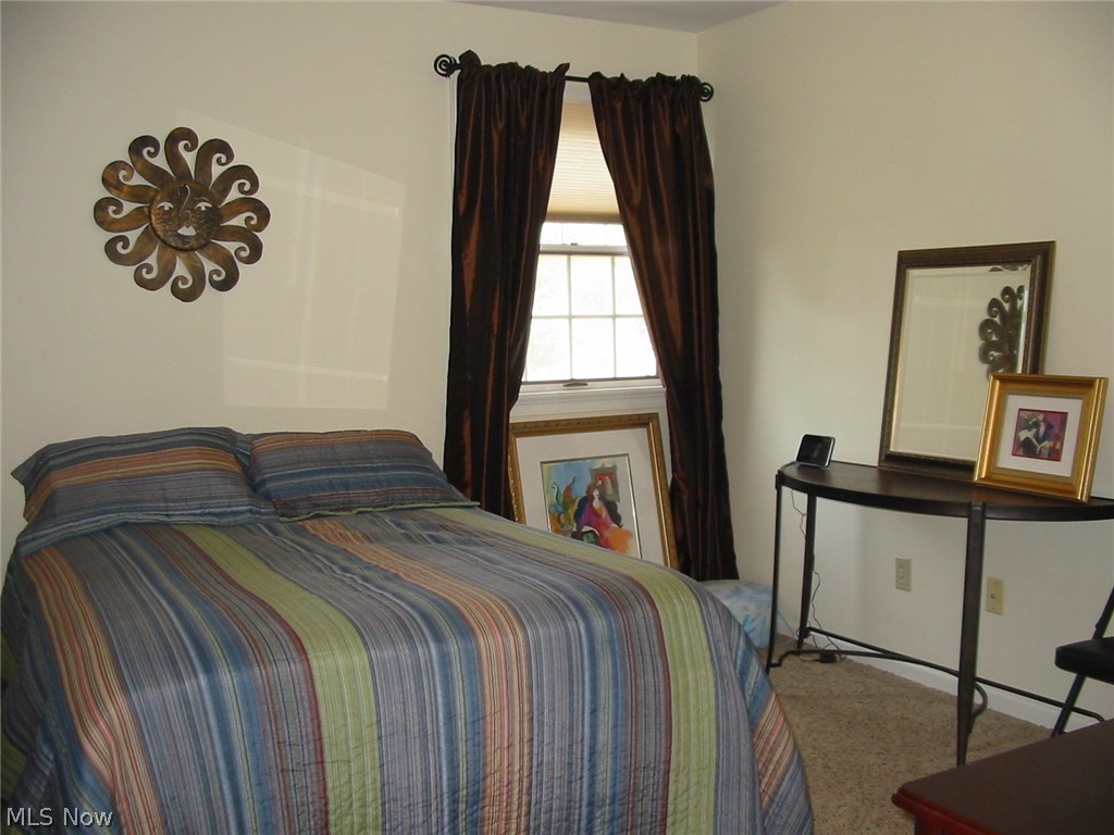 Russo Lakhani Woods 01 - Residential