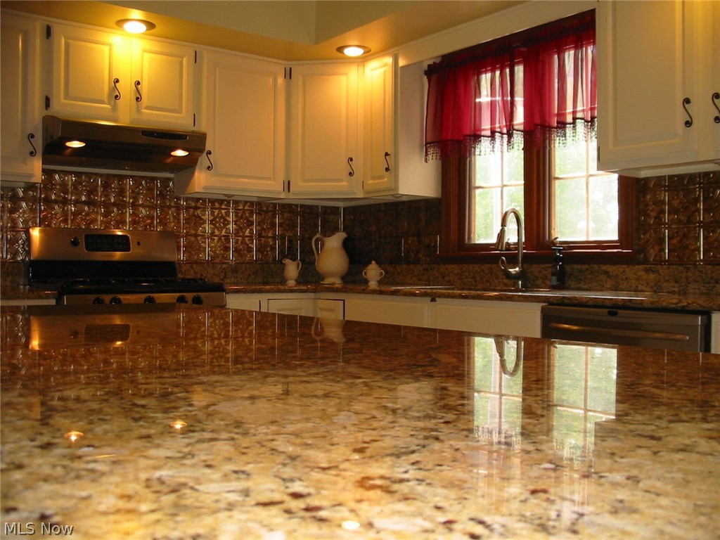 Russo Lakhani Woods 01 - Residential