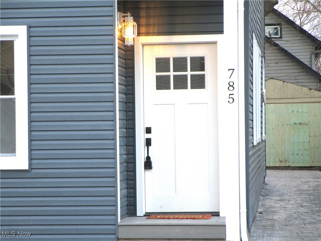 785 Starkweather Avenue