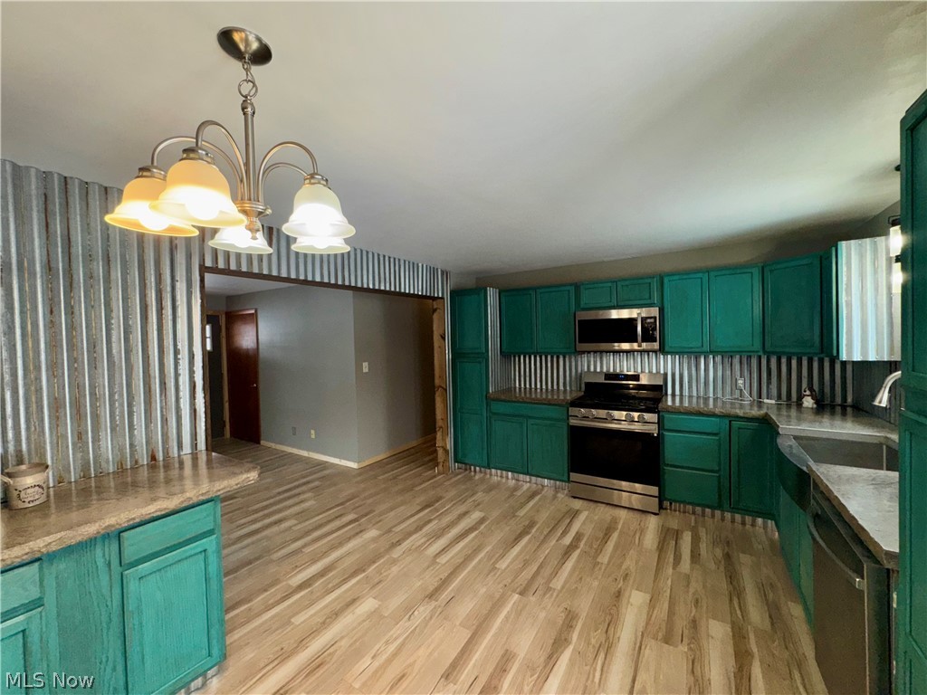 Fox Creek - Residential