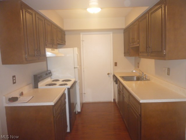 Oakbrook Condo - Residential