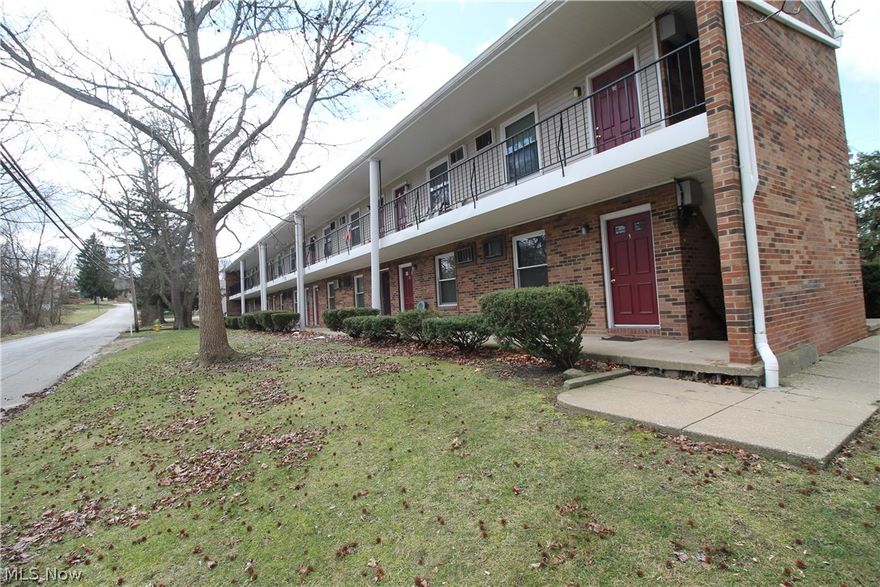Looking for that one of a kind investment opportunity in the heart of Ellet?  Look no further check out this 16 unit apartment.  Newer carpet throughout, 27x12 family room, Appliances, newer windows, 13x11 bedroom, Hot water steam heat.  These units are very well maintained, the driveway is sealed every year. The building stays very full, rents are from $500-$525 per unit. All numbers are included for a true 8%CAP. This property is being sold with 4 other duplex properties that are very close, if they are still available.