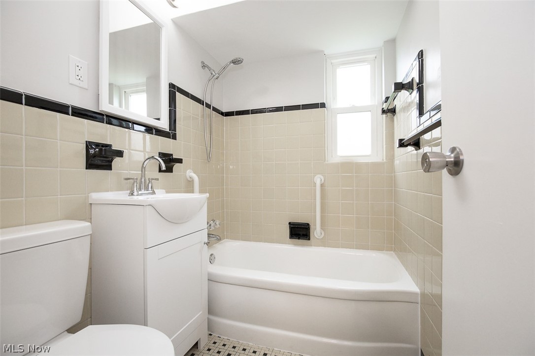 Benton Village Condo - Residential