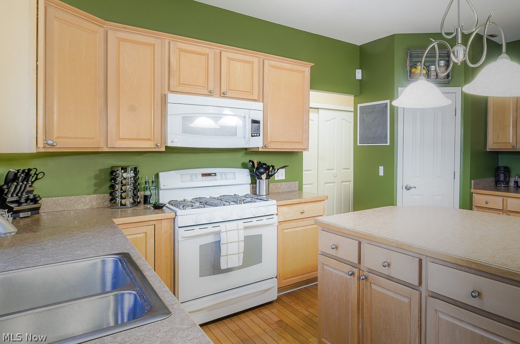 Ethans Green-The Ledges - Residential