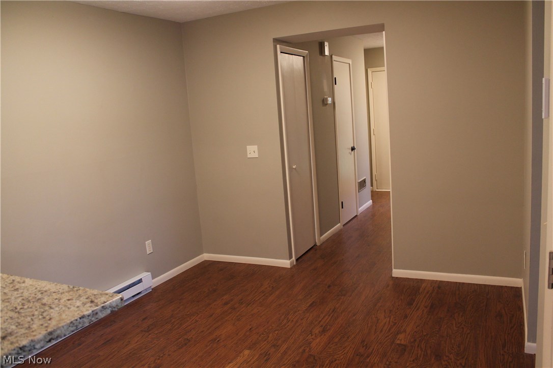 Deepwood Condo - Residential