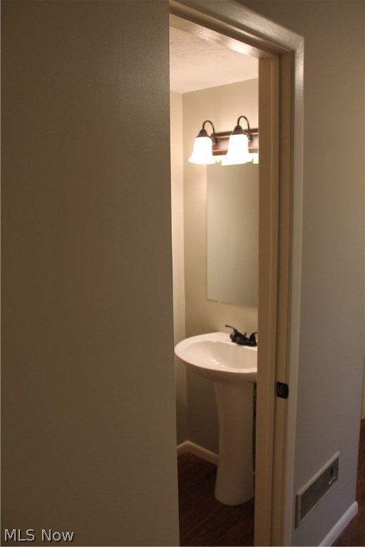 Deepwood Condo - Residential