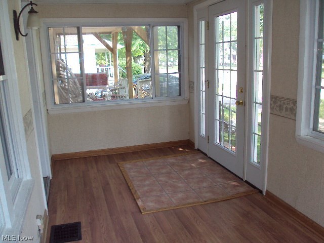 Towns/Grandon - Residential