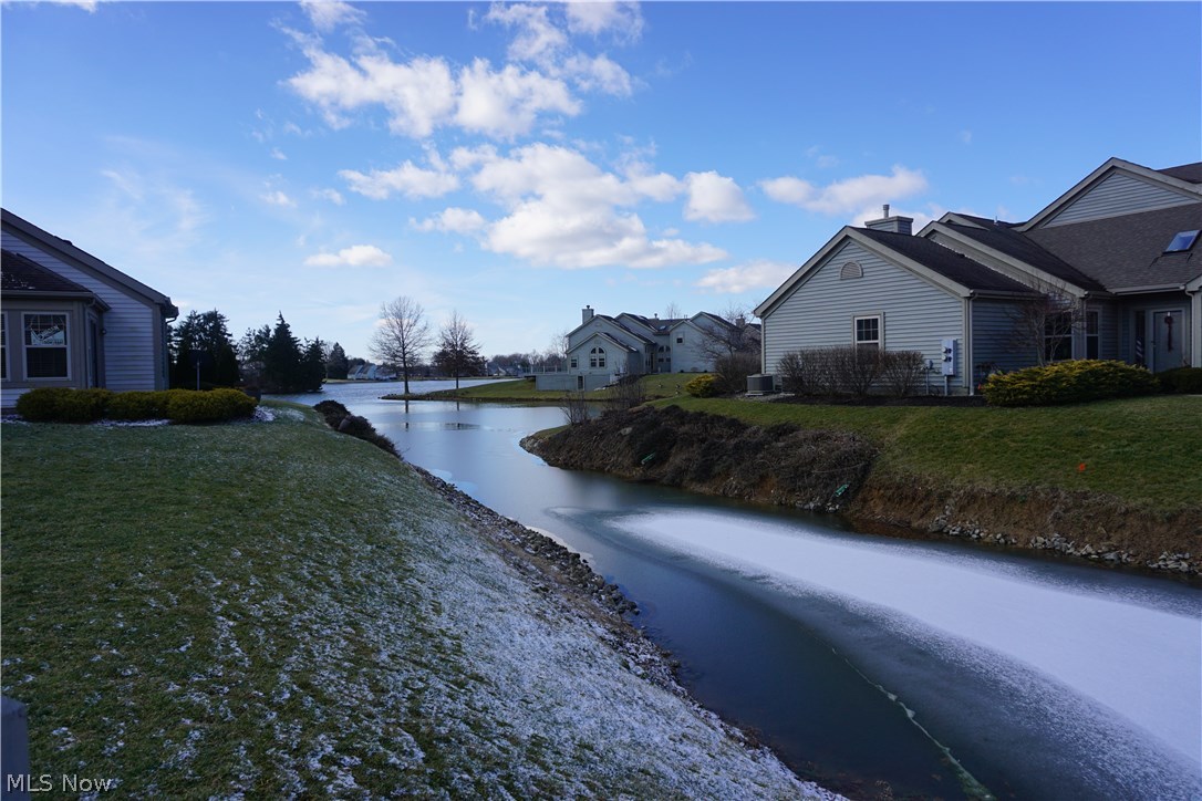 Back Bay/Arrowhead Condo Ph 06 - Residential