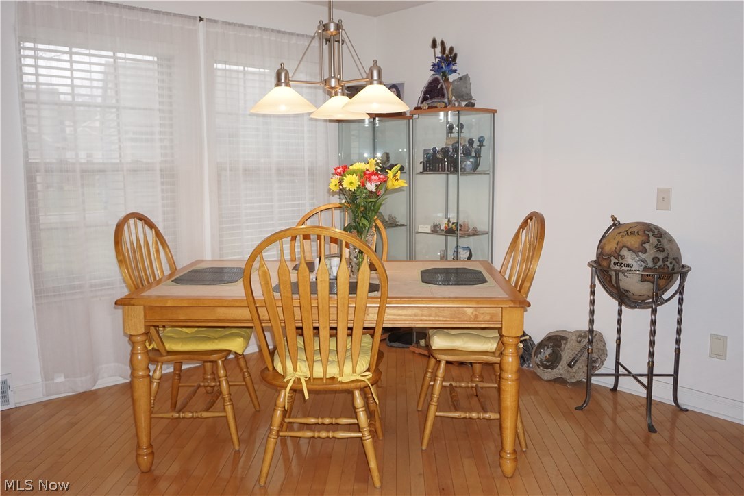 Back Bay/Arrowhead Condo Ph 06 - Residential