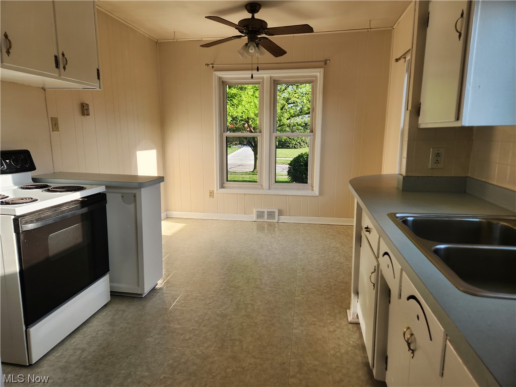 H A Stahl Props Cos Ridgewood - Residential