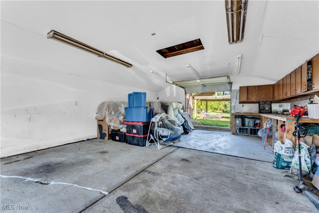 Bedford Farm Homes 01 - Residential