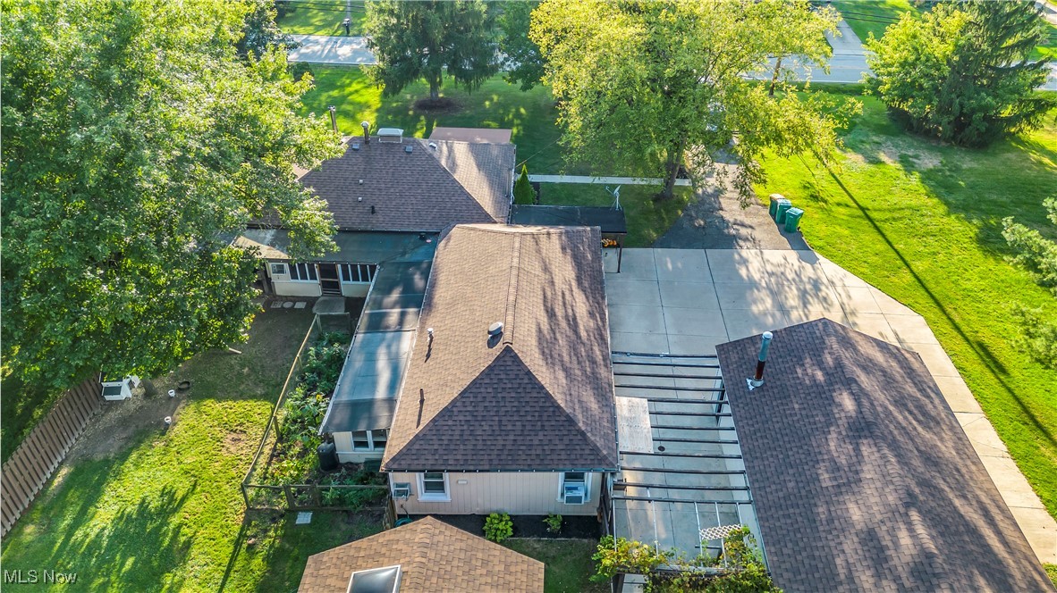 Bedford Farm Homes 01 - Residential