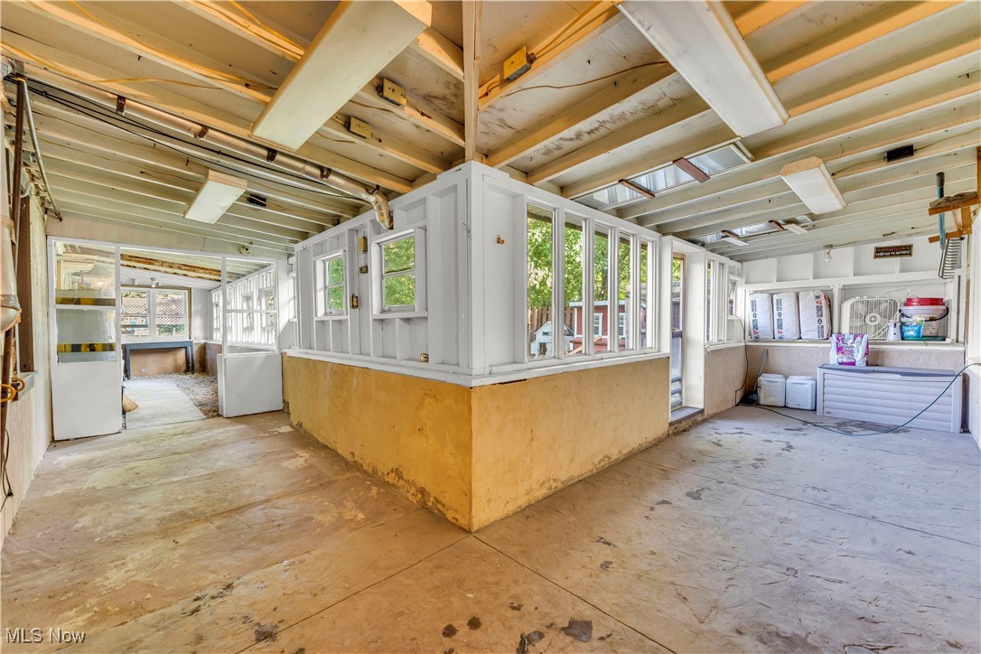 Bedford Farm Homes 01 - Residential