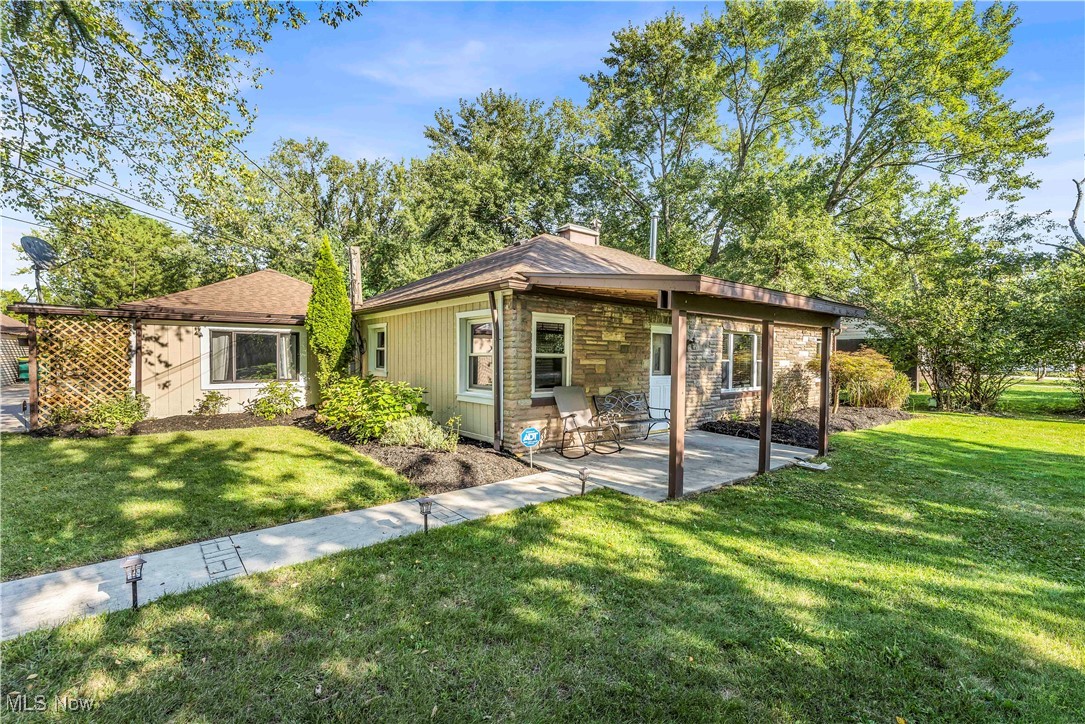 Bedford Farm Homes 01 - Residential