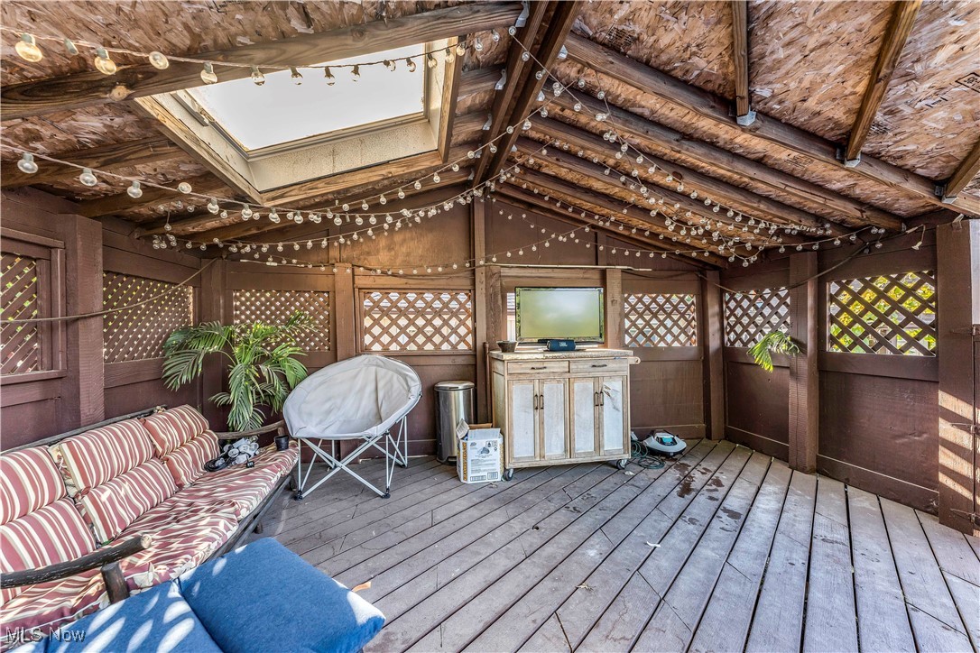 Bedford Farm Homes 01 - Residential