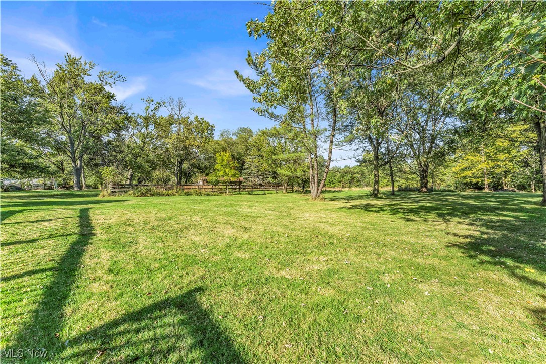 Bedford Farm Homes 01 - Residential
