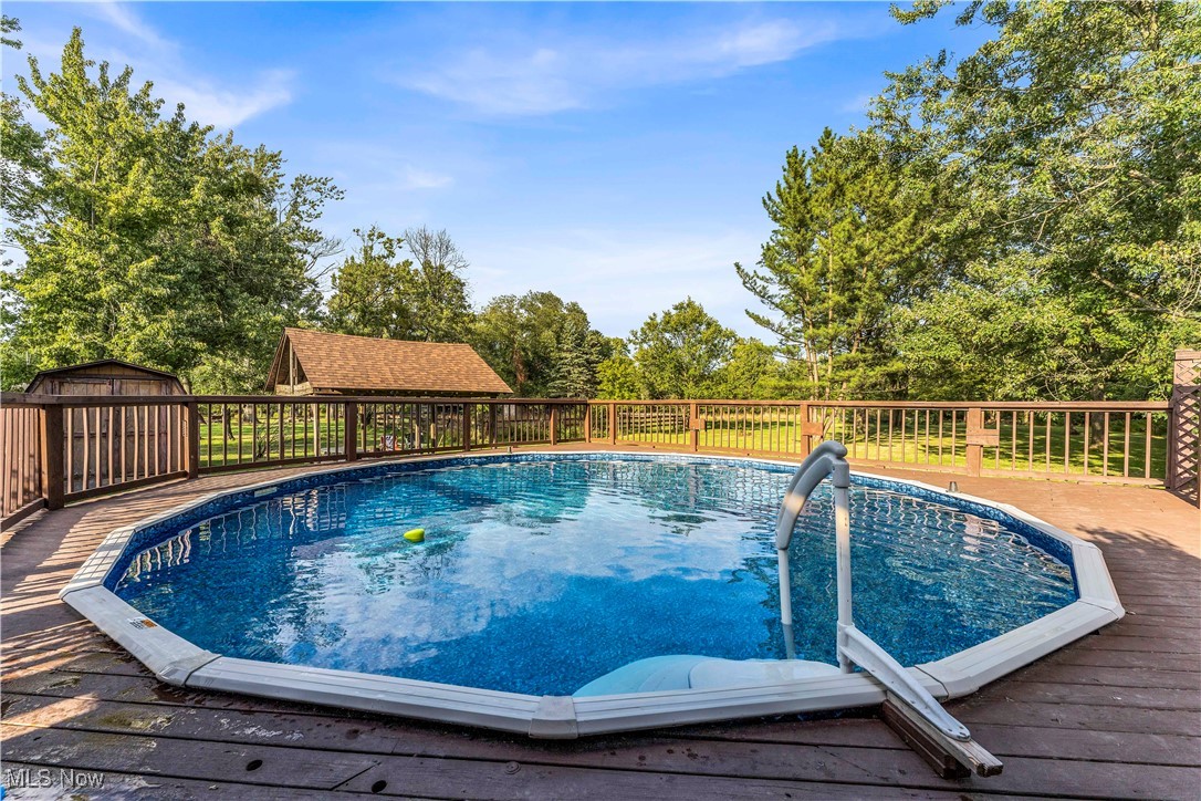 Bedford Farm Homes 01 - Residential