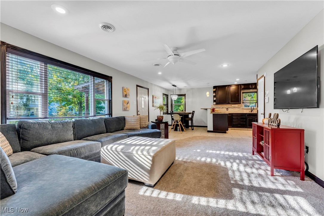 Bedford Farm Homes 01 - Residential