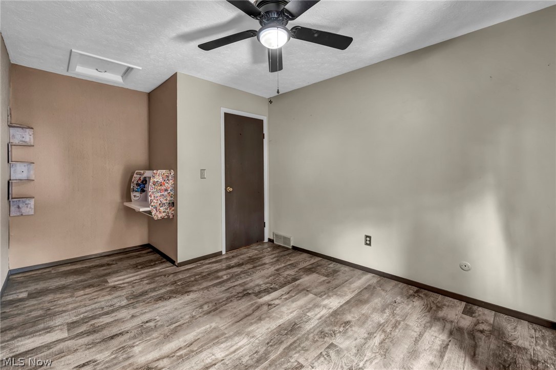 Brentwood Estates 02/S W Hold - Residential