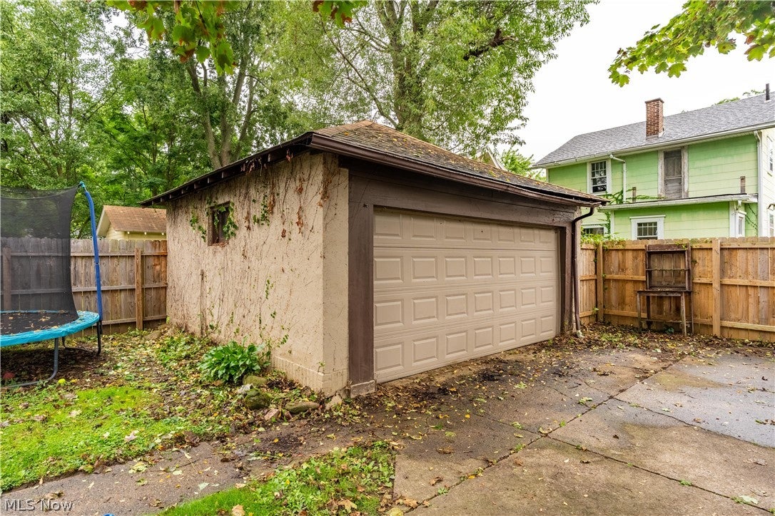 1912 Kirk Court NW