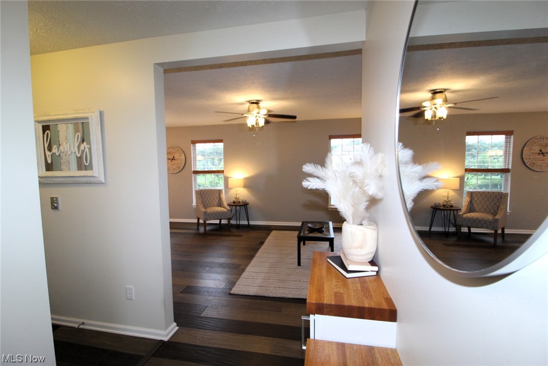 Pleasant Lakes Condo Ph V - Residential