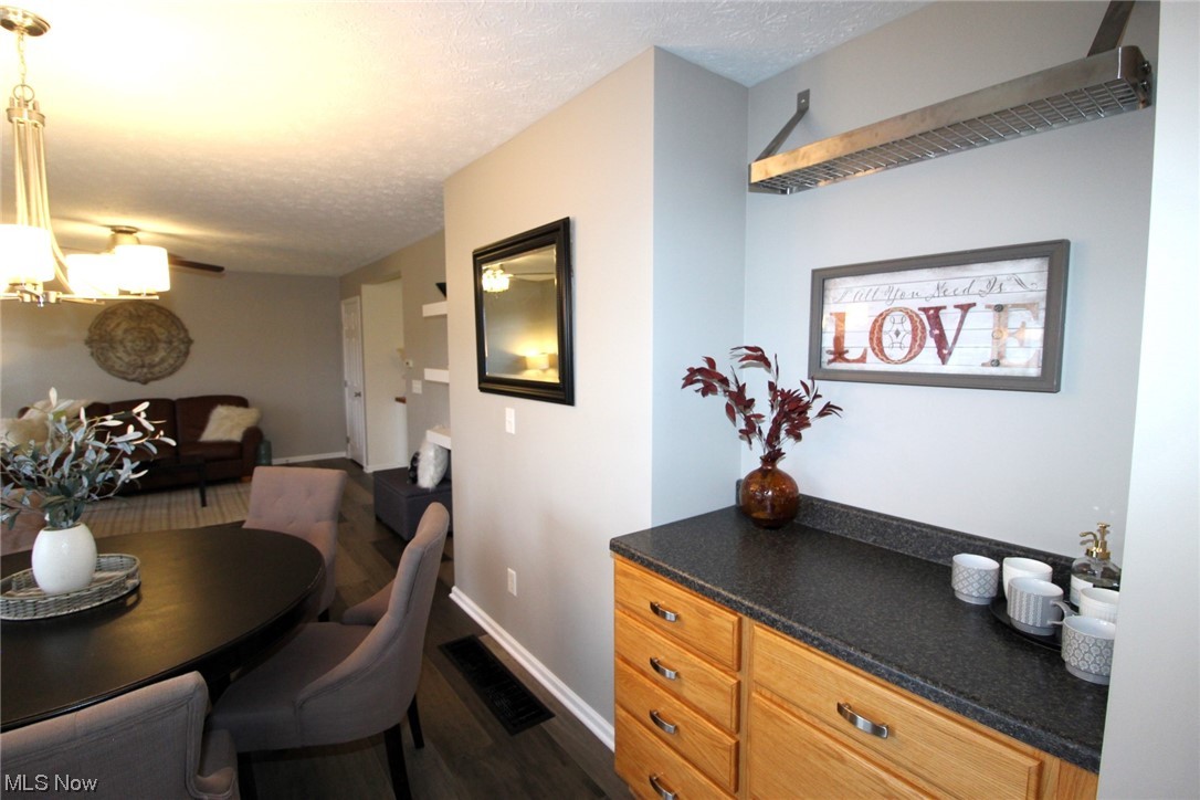Pleasant Lakes Condo Ph V - Residential