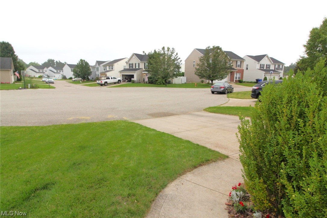 Pleasant Lakes Condo Ph V - Residential