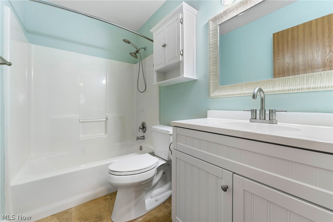 Auburn Hills Condo - Residential