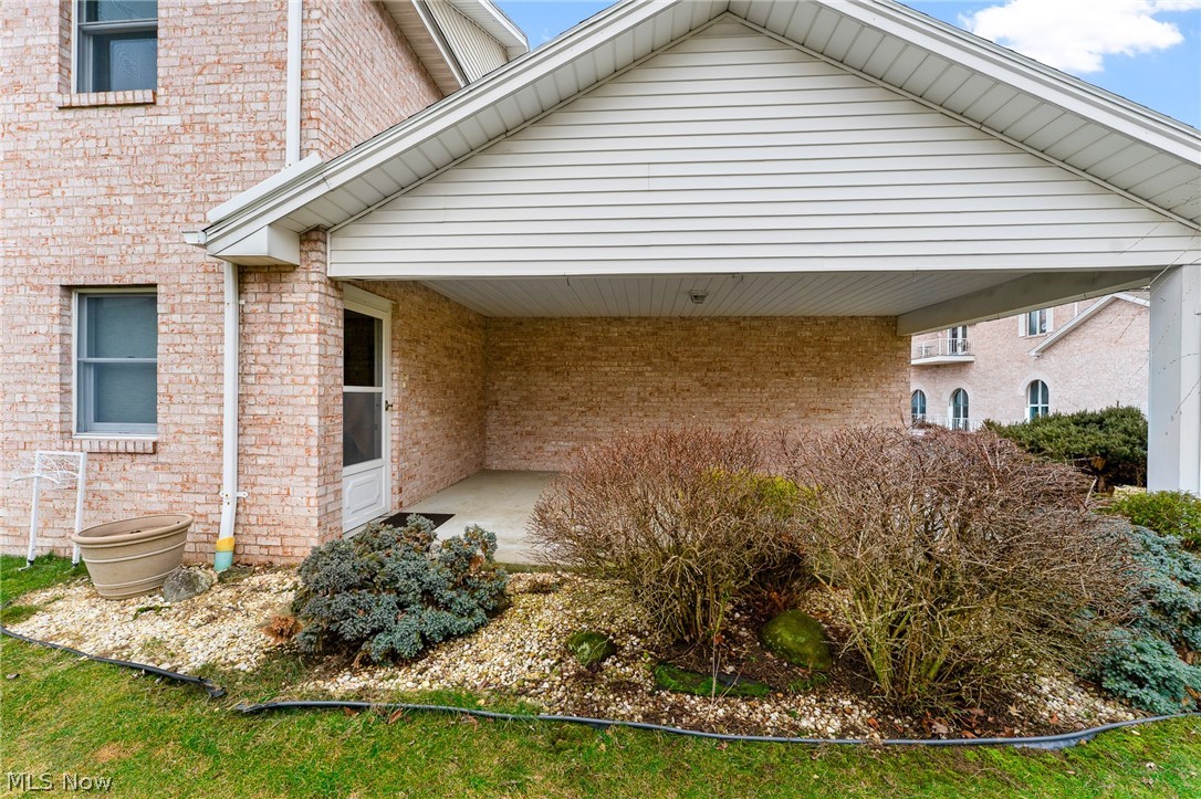 Auburn Hills Condo - Residential